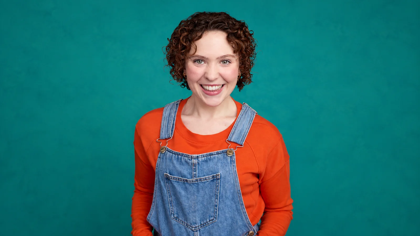 Sarah Bluck, backing vocalist for Hearts in Harmony